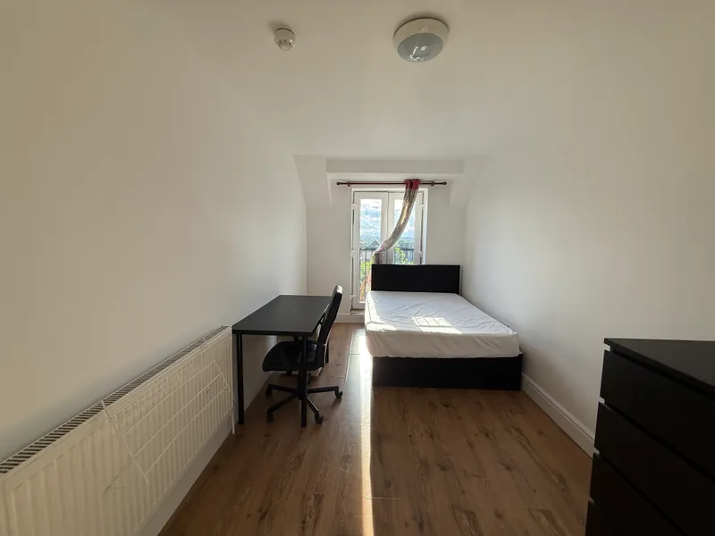 50 Clifford Street, 6 Bedroom student house NG7 3GU - Image 30